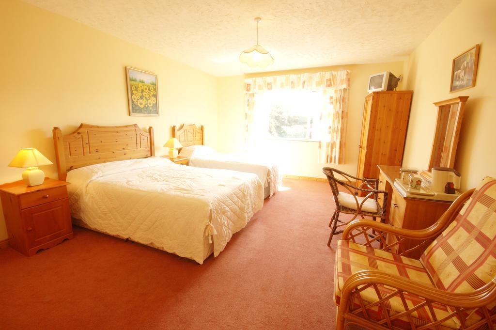 Clifford'S Ocean View B&B Уотървил Екстериор снимка